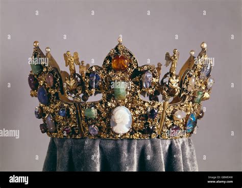 Joyas Joyas Coronas La Corona Del Emperador Del Sacro Imperio Romano