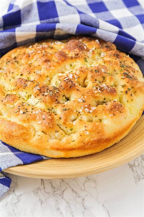It's a dimpled dough loaded with olive oil and focaccia is most commonly compared to pizza dough. Easy Homemade Focaccia Bread Recipe | Lil' Luna