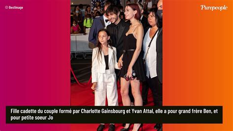 Alice Attal La Fille De Charlotte Gainsbourg Dévoile Sa Plastique De Rêve Dans Un Paradis Italien