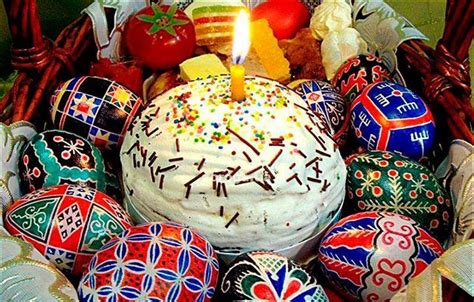 С пасхой светлой поздравляем, этот праздник счастье дарит, улыбнуться заставляет Католическая пасха картинки, открытки, поздравления 2021