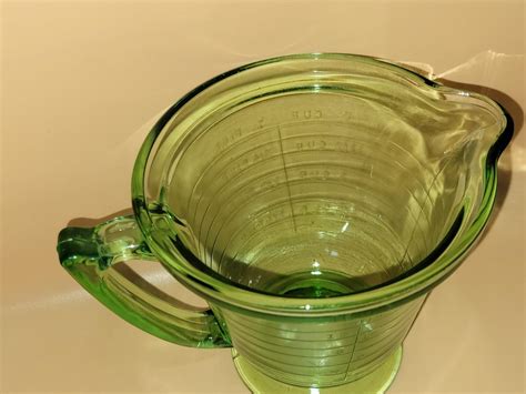 Vtg Green Uranium Glass Measuring Cup Estatesales Org