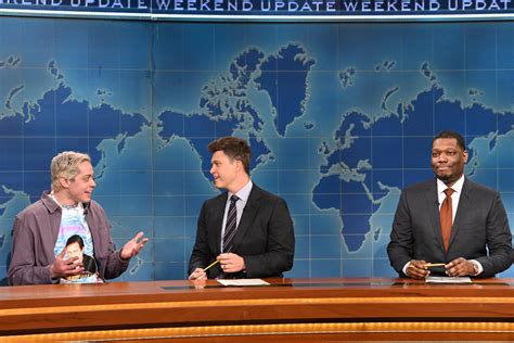 Snl Uk Version Of Nbc Late Night Comedy In The Works At Sky Deadline