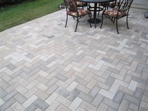 Choose The Best Paver Pattern And Color For An Outdoor Patio