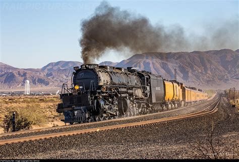 Railpicturesnet Photo Up 4014 Union Pacific Steam 4 8 8 4 At Daggett