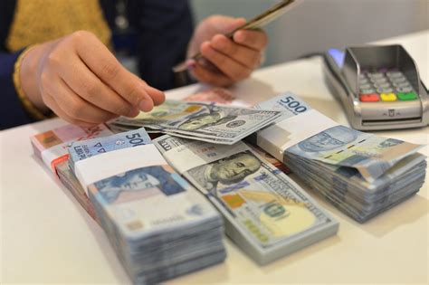 Sementara, indeks saham lq45 juga melemah 0,63 persen ke posisi 792,81.selama perdagangan, ihsg berada di posisi tertinggi pada level 5.110,43 dan terendah 5.073,55.sebanyak 190 saham menguat tetapi tak mampu mendorong ihsg ke zona hijau. The Fed dovish bikin kuat rupiah tapi IHSG merah