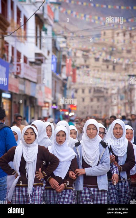 Group Of Friendly Muslim Girls Wearing Headcloths In Leh Street Leh