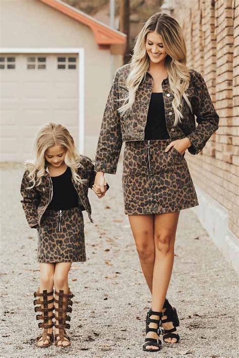42 Cute Mommy And Me Outfits Youll Both Want To Wear Büyük Kız Moda Moda Stilleri Kız Bebek