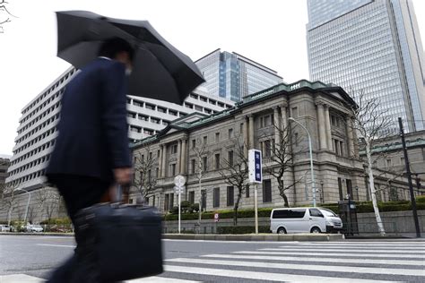 How Bank Of Japan Became Largest Etf Holder In The Country With