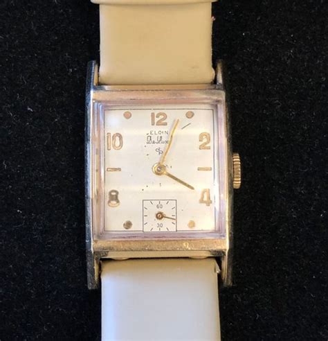 Elgin Deluxe Wrist Watch 17j C1949 Gem