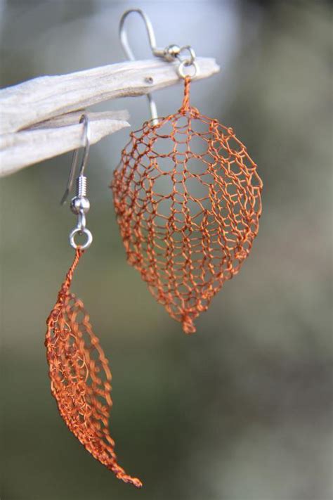 When it comes to creating a wire crochet masterpiece, it is essential that you realize the exact way you are going to make your product and which techniques you will be using. Wonderful DIY Wire Crochet Jewelry Free Pattern