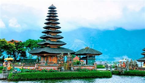 5 most beautiful places to visit in indonesia