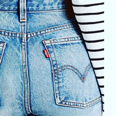 Levi S Wedgie Fit Jeans Vintage Mom Jean Denim