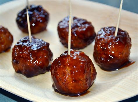 This recipe only takes 3 ingredients and 5 minutes to prep! Easy Bourbon Meatballs - Jersey Girl Cooks