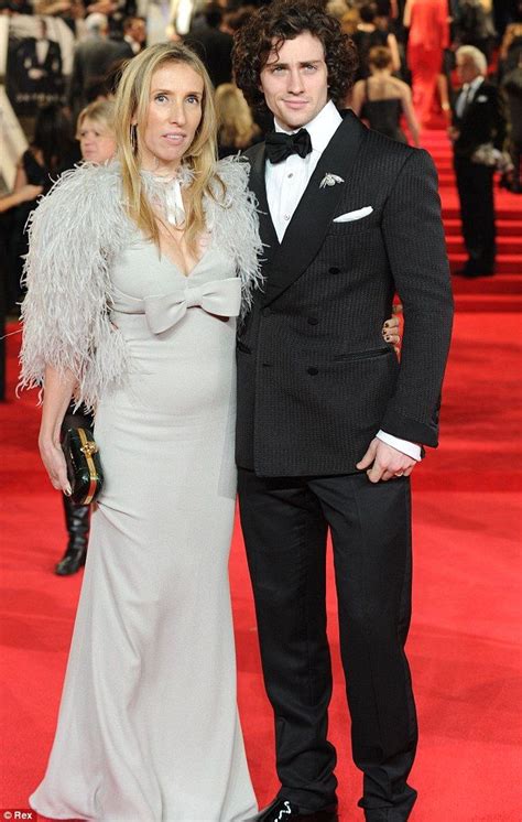 Tomas Logan Gossip Age Difference Between Aaron Taylor Johnson And Wife