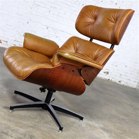 Save eames lounge chair to get email alerts and updates on your ebay feed.+ vitra eames lounge chair leder sessel schwarz charles & ray eames clubsessel. Mid-Century Modern Lounge Chair Attributed to Selig ...