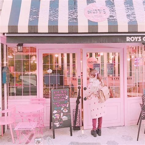 39 Pink Cafe Aesthetic Anime Images