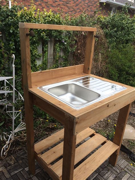 This is an amazing portable sink that gives you confidence and joy at the same time when packing for a mini holiday because it is created in a way that allows you to pack it like every other stuff you're carrying for your journey. Fish cleaning station, variation of. Could use upper rack ...