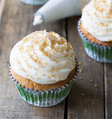 Southern Hummingbird Cake Cupcakes A Spicy Perspective