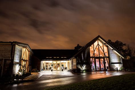 Fall In Love With Mythe Barn Barn Wedding Venue In Leicestershire Chwv