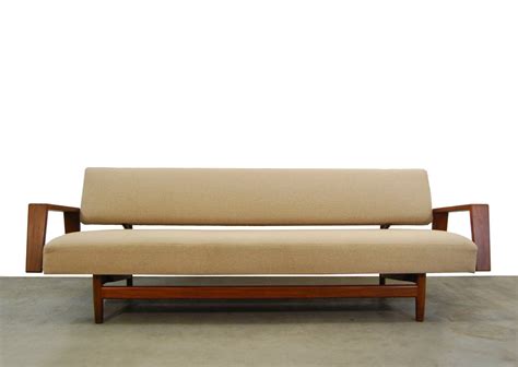 If you're in the market for a vintage sofa, then you know how the term couch surfing can take on a whole new meaning—and not necessarily a relaxing one. Vintage sofa bed 'doublet' by Rob Parry for Gelderland ...
