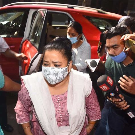 Comedian Bharti Singh Husband Arrested In Drugs Probe Photogallery Etimes