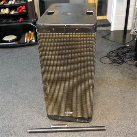 Line 6 Stagesource L3s 1200 Watt Bi Amped Subwoofer 2nd Hand