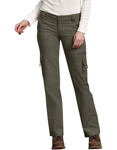 A guide to women's pants. Women's Cargo Pants | Relaxed, Straight | Dickies Canada