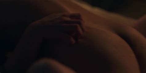 AusCAPS Max Minghella Nude In The Handmaid S Tale A Woman S Worth