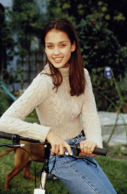 Jessica alba recently spoke at forbes' under 30 summit, an annual conference that has been going on for three years now. Young Celebrity Photo Gallery: Young Jessica Alba Photos