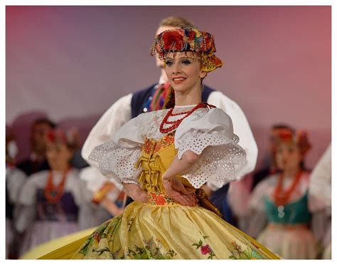 bytom folk costume zespół pieśni i tańca Śląsk poland poland belgium travel folk