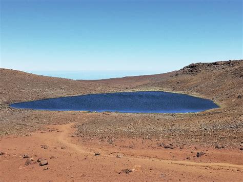 Lake Waiau Remains Full After Nearly Disappearing In 2013 West Hawaii
