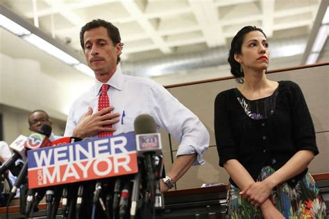 Report Huma Abedin Files For Divorce From Anthony Weiner