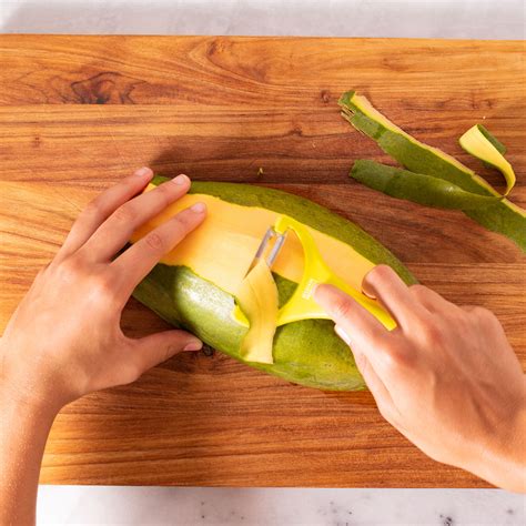 How To Cut A Papaya Eatingwell