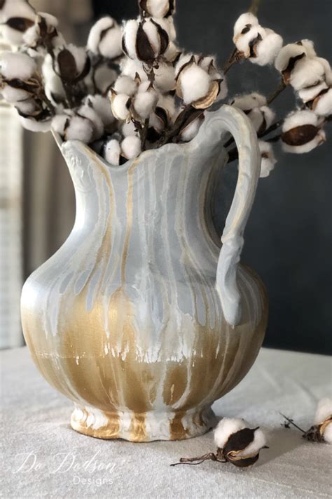 How To Paint Ceramic Vasepitcher Quick And Easy Ceramic Vases Diy