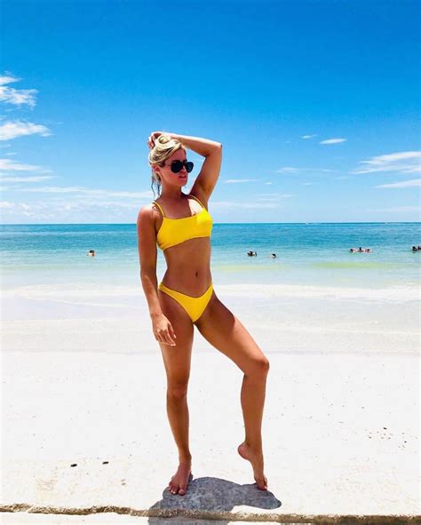 Instagram Golfer Karin Hart Set The Internet On Fire With A Smoking Hot Bikini Pic Sports Gossip