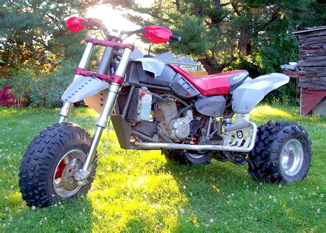 Because the slingshot has three wheels, the federal government classifies it as a motorcycle. Dirt Wheels Magazine | TEN 3-WHEELERS THAT NEVER WENT INTO ...