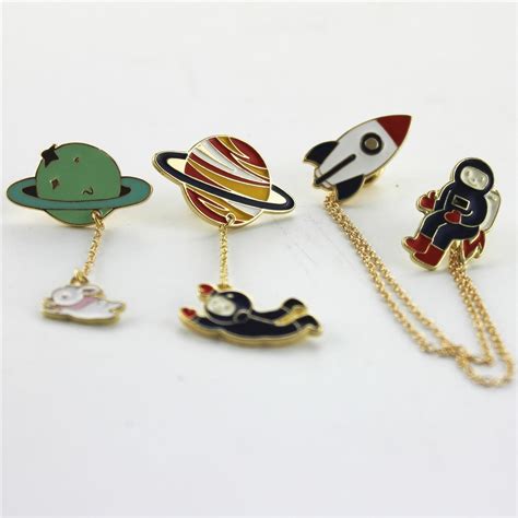 Exquisite Enamel Pin Astronaut Space Brooches Clothes Lapel Pin Badge