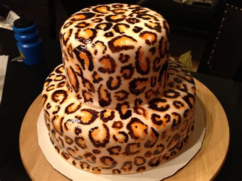 Crispys Cakes Hand Painted Leopard Cake