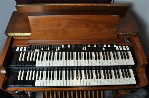 Here's my latest hammond project. 1974 HAMMOND B3 Vintage Organ Owned by John Novello Bill ...