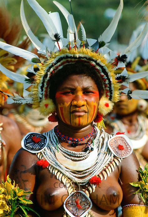 Woman At Tribal Gathering Papua New Guinea Tim Graham World Travel And Stock Photography