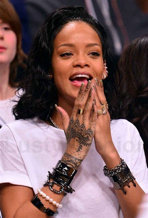 Rihanna Tattoo Rihanna Hand Tattoo Hand Tattoos