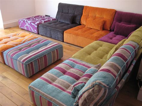 Modular Sofas For Small Spaces Wood Flooring Or Laminate Which Is Best