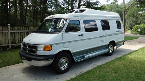 Florida Coal Cracker Chronicles 2002 Roadtrek Class B Motorhome