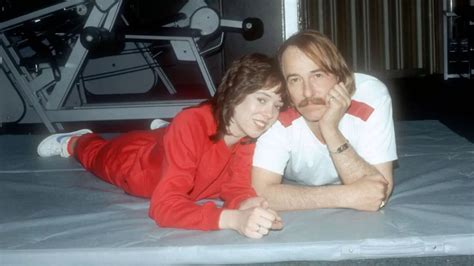 Mackenzie Phillips Tells Of Incestuous Affair With Her Own Dad Mamas Papas Singer John