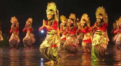 Blog Budaya Indonesia Tari Sekapur Sirih Tari Yang Menggambarkan