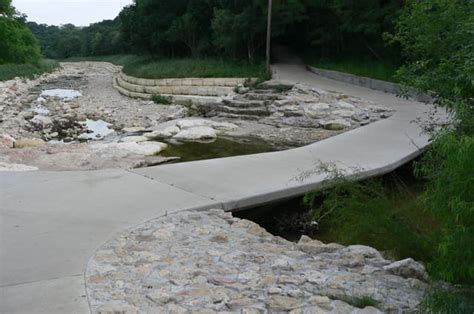 Low Water Stream Crossings For Trails And Greenways American Trails