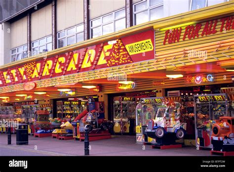 Seaside Amusement Arcade Uk Stock Photo Alamy