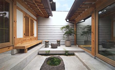 Traditional South Korean Architecture Meets Innovation In A Renovated Hanok House Casa