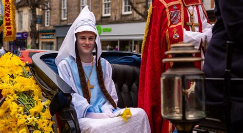 Kate Kennedy Procession Draws Crowds In St Andrews The Courier