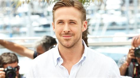 Ryan Gosling Biography Age Weight Height Friend Like Affairs